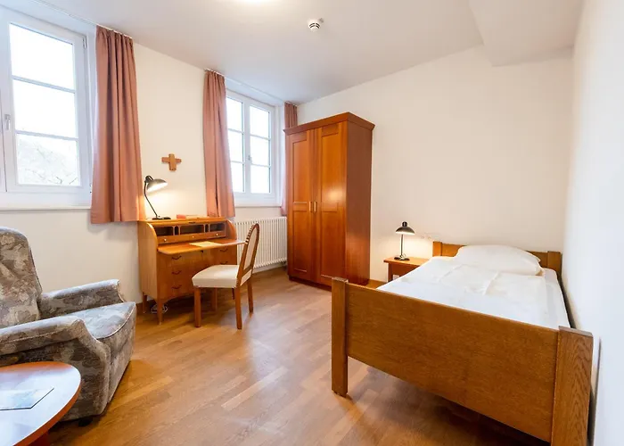 Gastfluegel Der Abtei Maria Laach