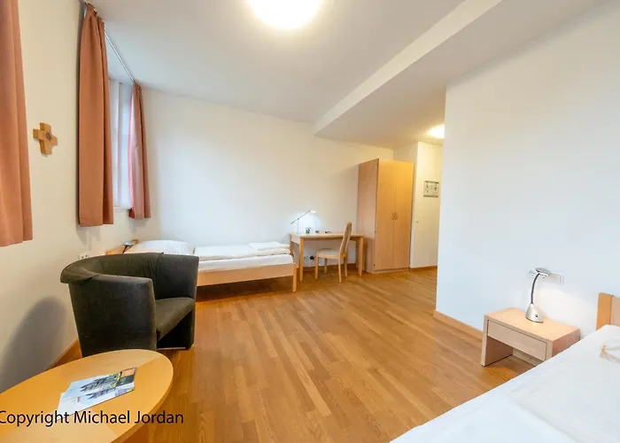 Gastfluegel Der Abtei Maria Laach Mini-hôtel